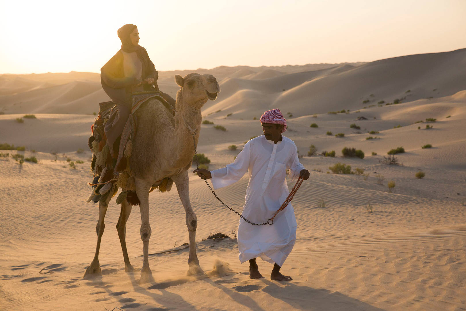 Frau auf einem Kamel