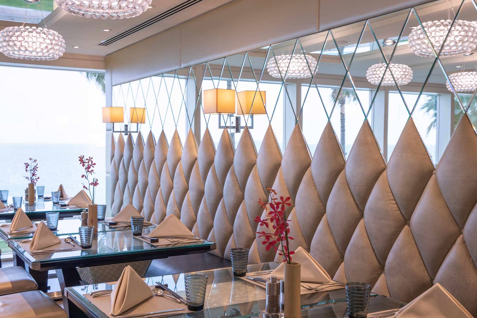 Inneneinrichtung des Restaurants Junsui im Jumeirah Burj Al Arab 